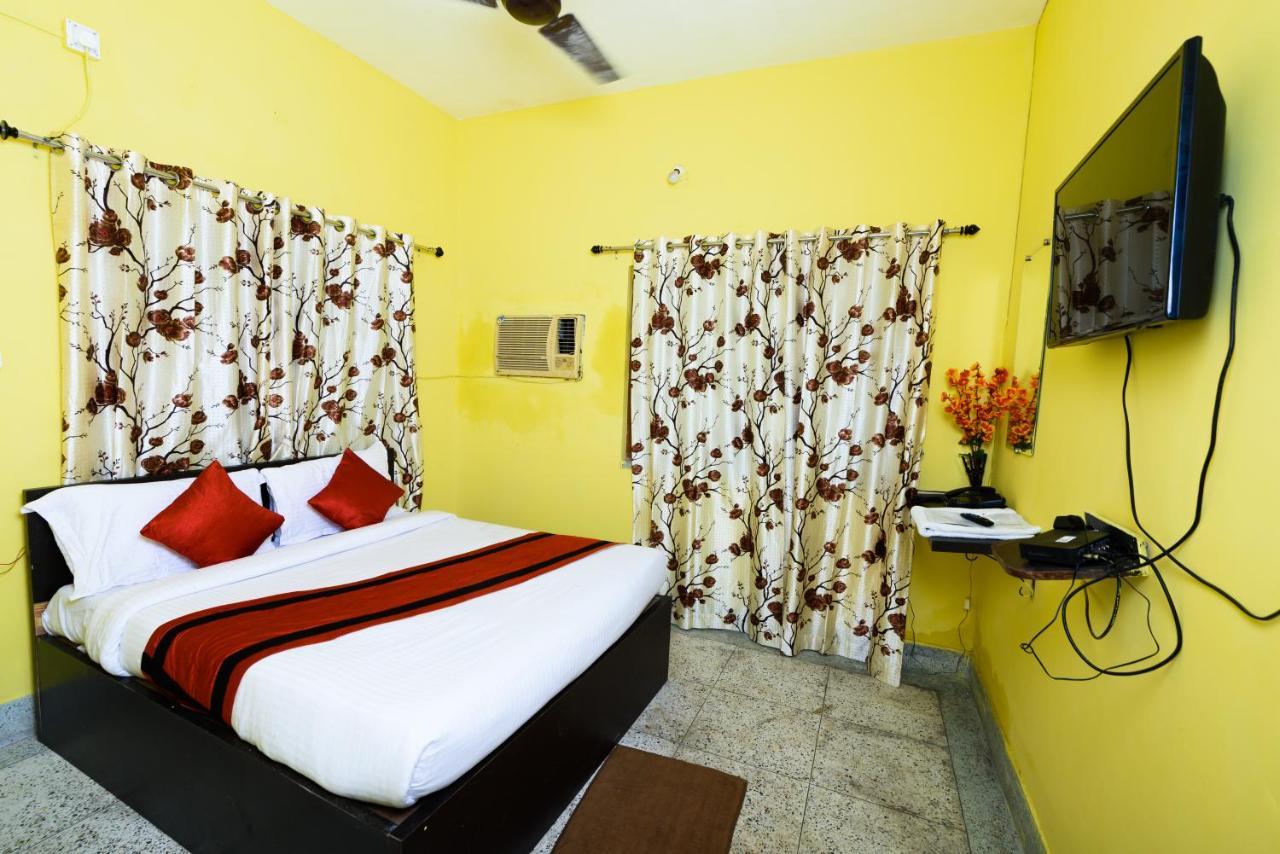 Sterling Baishakhi Hotel Calcutta Exterior foto